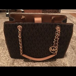 Michael Kors Susannah Chain Strap Leather Tote